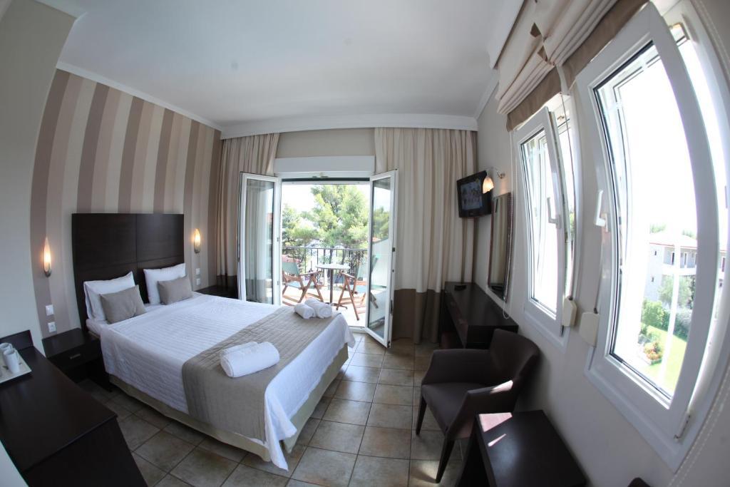 Nostos Hotel Afytos Quarto foto